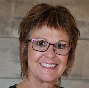 Meet your Posher, Glenda